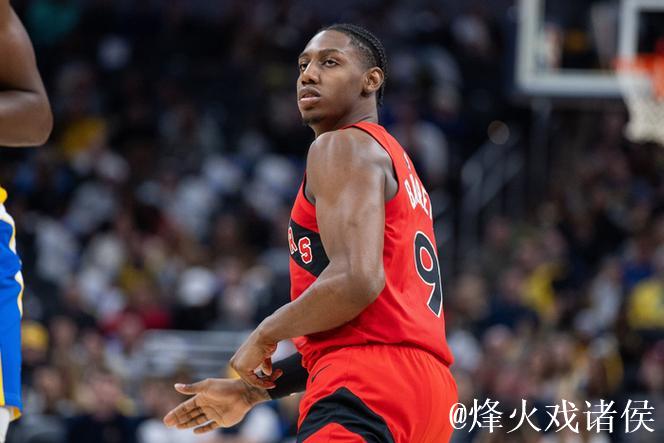 巴雷特右膝改善明显，本周将重返篮球训练 - Spears